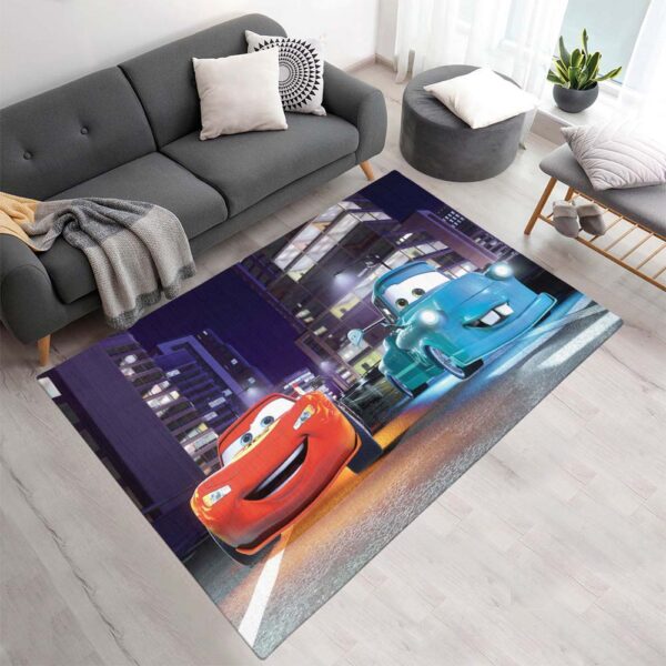 Tapis Cars 95 – Flash McQueen et Tokyo Martin